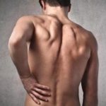 Болит слева под ребрами сзади со спины